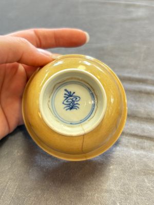 A large collection of 25 sets of Chinese blue, white and Imari-style cups and saucers, Kangxi/Qianlong — foto 182