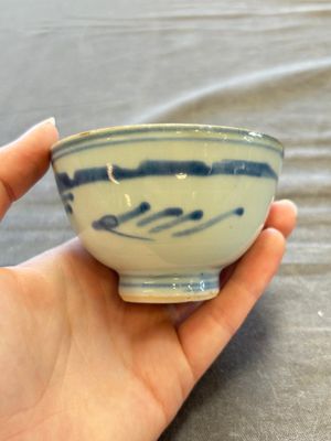 A large collection of 33 Chinese blue, white and Imari-style cups and 43 saucers, 17/19th C. — 照片 123