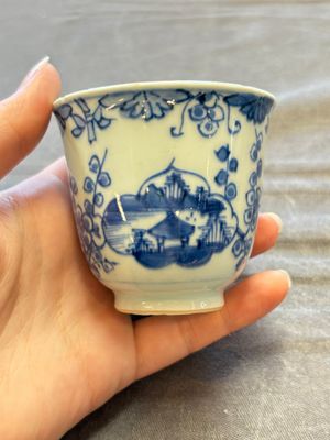 A large collection of 33 Chinese blue, white and Imari-style cups and 43 saucers, 17/19th C. — 照片 163