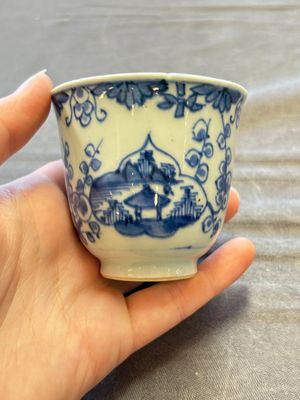 A large collection of 33 Chinese blue, white and Imari-style cups and 43 saucers, 17/19th C. — 照片 165