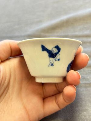 A large collection of 33 Chinese blue, white and Imari-style cups and 43 saucers, 17/19th C. — 照片 187
