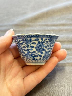 A large collection of 33 Chinese blue, white and Imari-style cups and 43 saucers, 17/19th C. — 照片 193