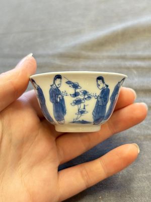 A large collection of 33 Chinese blue, white and Imari-style cups and 43 saucers, 17/19th C. — 照片 196
