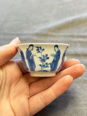 A large collection of 33 Chinese blue, white and Imari-style cups and 43 saucers, 17/19th C. — 照片 199