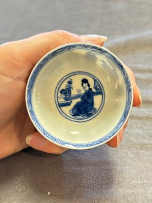 A large collection of 33 Chinese blue, white and Imari-style cups and 43 saucers, 17/19th C. — 照片 206