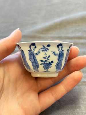 A large collection of 33 Chinese blue, white and Imari-style cups and 43 saucers, 17/19th C. — 照片 208