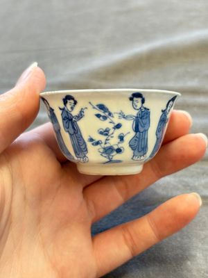 A large collection of 33 Chinese blue, white and Imari-style cups and 43 saucers, 17/19th C. — 照片 211