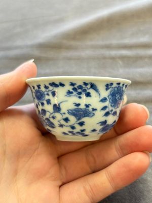 A large collection of 33 Chinese blue, white and Imari-style cups and 43 saucers, 17/19th C. — 照片 223