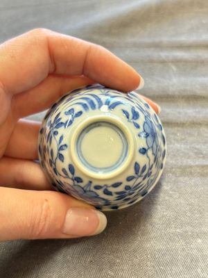 A large collection of 33 Chinese blue, white and Imari-style cups and 43 saucers, 17/19th C. — 照片 231