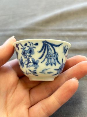 A large collection of 33 Chinese blue, white and Imari-style cups and 43 saucers, 17/19th C. — 照片 234