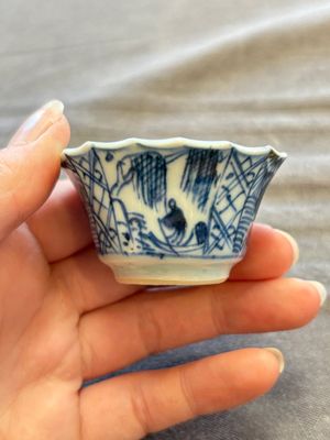 A large collection of 33 Chinese blue, white and Imari-style cups and 43 saucers, 17/19th C. — 照片 245