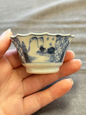 A large collection of 33 Chinese blue, white and Imari-style cups and 43 saucers, 17/19th C. — 照片 264