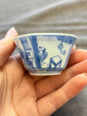 A large collection of 33 Chinese blue, white and Imari-style cups and 43 saucers, 17/19th C. — 照片 276