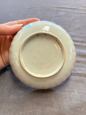 A large collection of 33 Chinese blue, white and Imari-style cups and 43 saucers, 17/19th C. — 照片 36