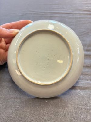 A large collection of 33 Chinese blue, white and Imari-style cups and 43 saucers, 17/19th C. — 照片 6