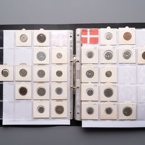 A large collection of 614 international coins, incl. coins from Germany, Norway, USA, UK, etc. — photo 1