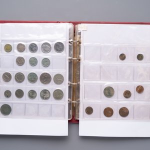 A large collection of 614 international coins, incl. coins from Germany, Norway, USA, UK, etc. — photo 25