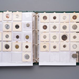 A large collection of 614 international coins, incl. coins from Germany, Norway, USA, UK, etc. — photo 46