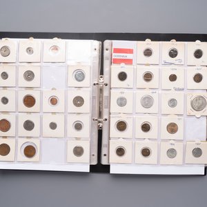 A large collection of 614 international coins, incl. coins from Germany, Norway, USA, UK, etc. — photo 7