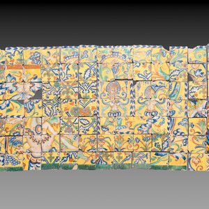 A large collection of 91 Spanish maiolica tiles, Talavera, 17th C. — foto 1