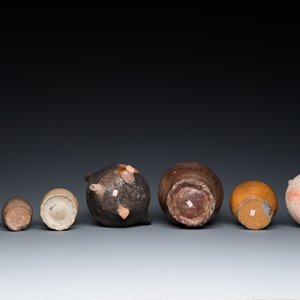 A large collection of early Western European pottery and stoneware, 13/17th C. — photo 7