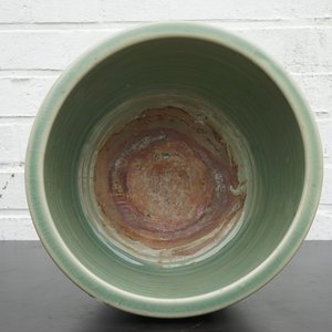 A large decorated Ming longquan celadon tripod censer, 14/15th C. — 照片 10