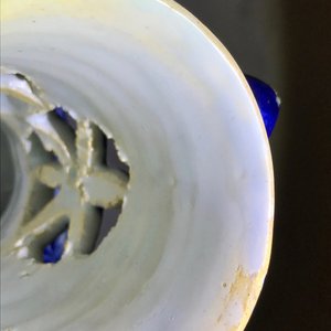 A large Dutch Delft blue and white ring-form puzzle jug, 1st quarter 18th C. — 照片 11