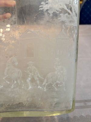 A large engraved glass 'hunting scene' flask, Southern Germany, 18th C. — 照片 8
