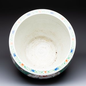 A large famille verte-style 'Flower Basket' scroll pot or fish bowl, Samson, Paris, 19th C. — foto 6