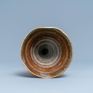 A large Flemish bronze candlestick, 16th C. — 照片 7