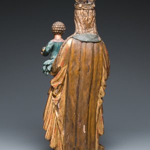 A large Flemish polychromed wood sculpture of the Virgin with Child, 16/17th C. — photo 4