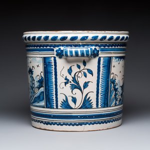 A large French blue and white 'Orange Tree' jardinière, Nevers, 18th C. — photo 4