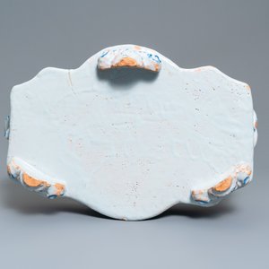 A large French faience chinoiserie jardinière in blue, white and manganese, Nevers, 17th C. — 照片 9