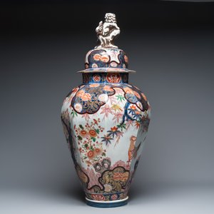 A large French Imari-style vase and cover — photo 2