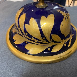A large French Napoleonic Sèvres-style vase with gilded bronze mounts, signed Desprez, 19th C. — 照片 13