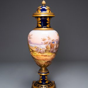 A large French Napoleonic Sèvres-style vase with gilded bronze mounts, signed Desprez, 19th C. — 照片 3