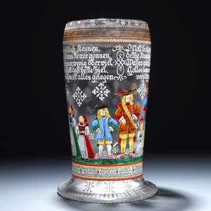A large German painted wedding glass or stein, Fritz Heckert, Bohemia, 19th C. — photo 3