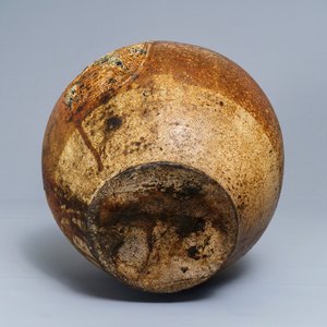 A large German stoneware Bellarmine jug with blue marriage seals, Frechen, 1st half 17th C. — photo 7
