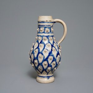 A large German stoneware jug with applied floral design, Westerwald, 17th C. — photo 2