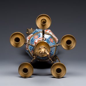 A large gilt-bronze-mounted Japanese Imari vase adapted as candelabra, 19th C. — foto 5