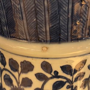 A large imperial Chinese blue and white 'zun' vase, Wanli mark and of the period — 照片 43