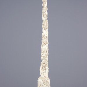 A large Indian ivory carving of animals, ca. 1900 — 照片 2