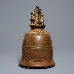 A large inscribed bronze temple bell, Burma, 19th C. — 照片 1