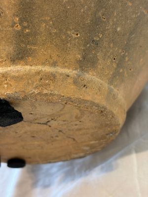 A large inscribed Chinese spiked funerary jar and cover, Northern Song, dated 1026 — foto 16