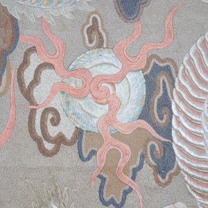 A large interesting Chinese dragon tapestry with gold wire, 18/19th C. — foto 5