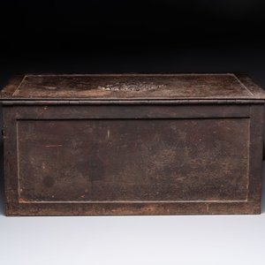 A large iron strongbox with three keys, France or Germany, 19th C. — photo 4