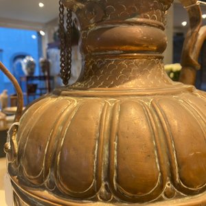 A large Italian copper ewer and cover, 17th C. — photo 10