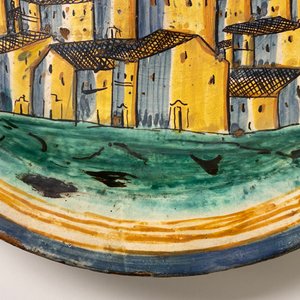 A large Italian maiolica dish with a view on San Gimignano, Deruta, 16/17th C. — photo 20