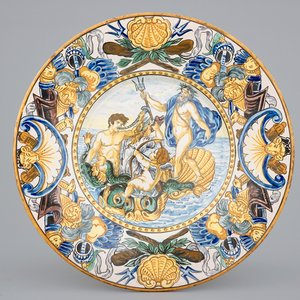 A large Italian maiolica dish with Poseidon and Triton, 20th C. — 照片 1
