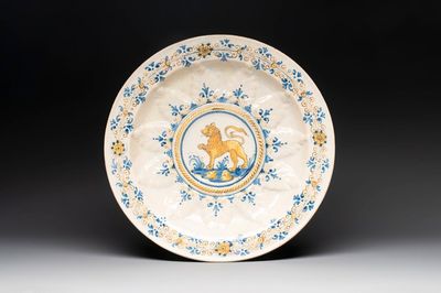 A large Italian maiolica 'Lion' dish, Montelupo, 17th C.